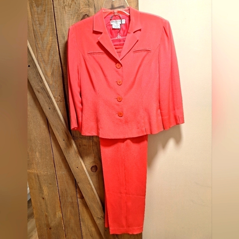 A Maggy London petites 100% silk pant suit in a 12" waist, 18" PTP, 20.5" length